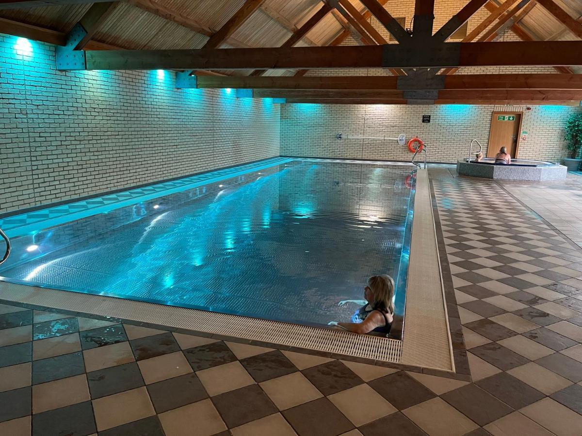 Oak Boutique Lodge Includes Hot Tub Air Con & Dog York Eksteriør billede