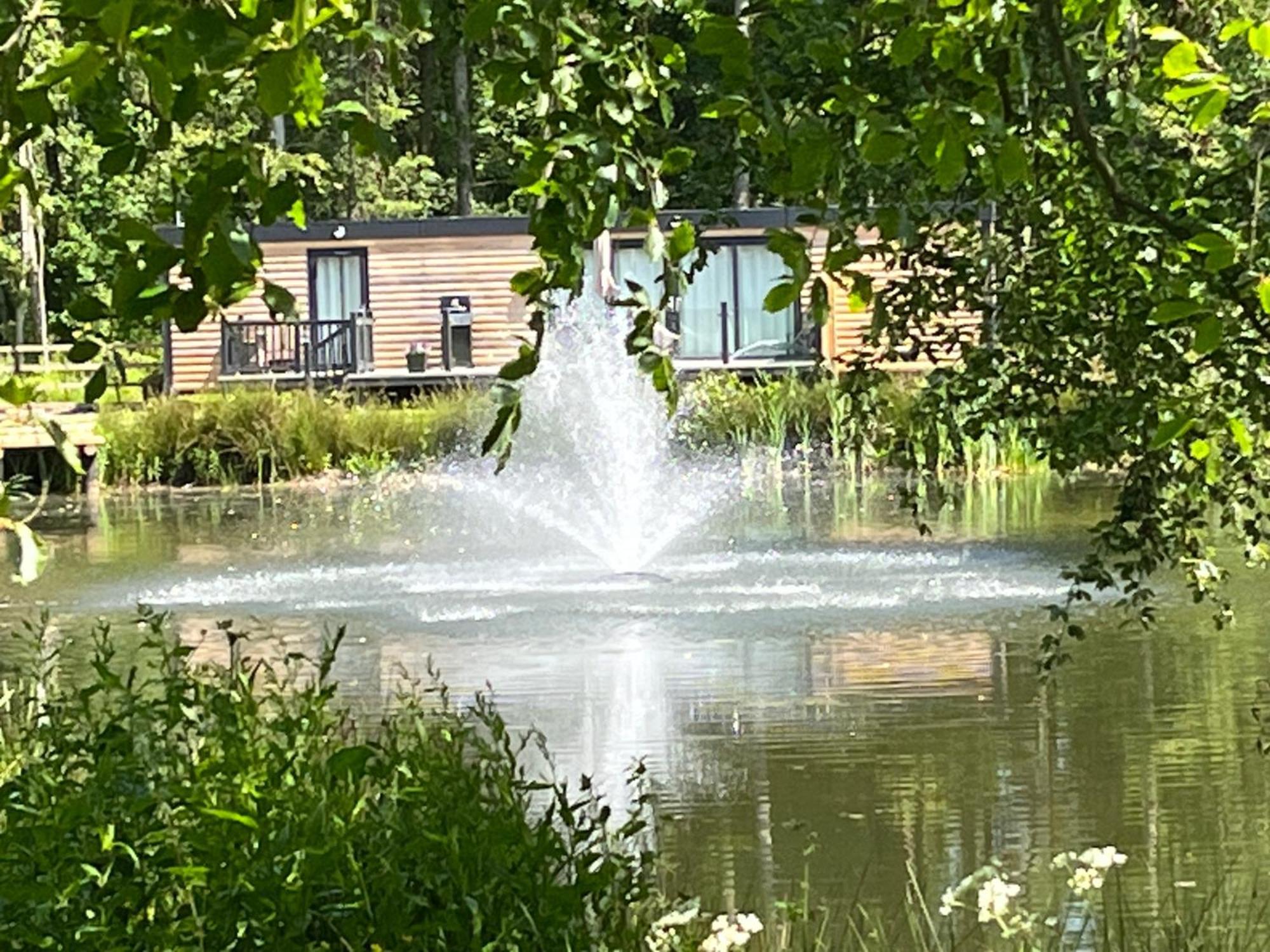 Oak Boutique Lodge Includes Hot Tub Air Con & Dog York Eksteriør billede